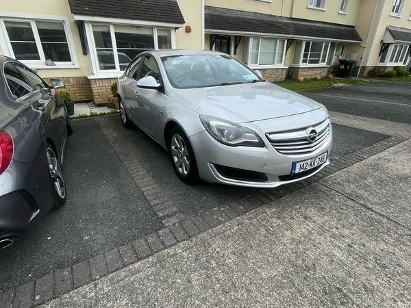 Opel Insignia Saloon, Diesel, 2014, Silver