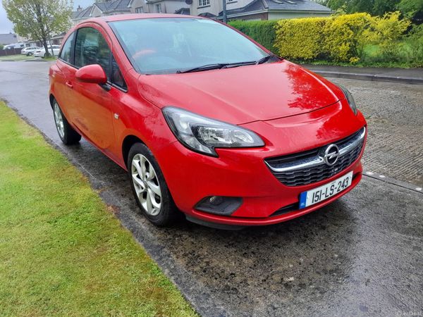 Opel Corsa Hatchback, Petrol, 2015, Red