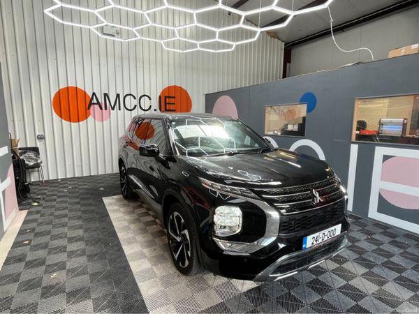 Mitsubishi Outlander SUV, Petrol Plug-in Hybrid, 2024, Black