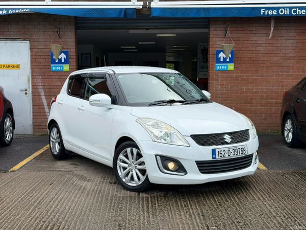 Suzuki Swift Hatchback, Petrol, 2015, White