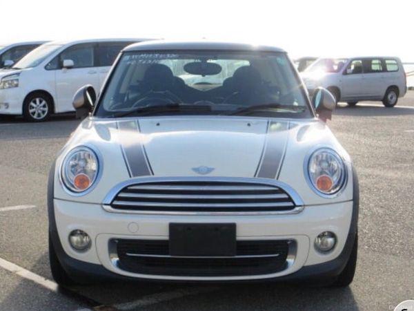 Mini Cooper Hatchback, Petrol, 2013, White