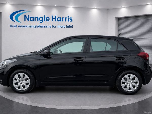 Hyundai i20 Hatchback, Petrol, 2019, Black