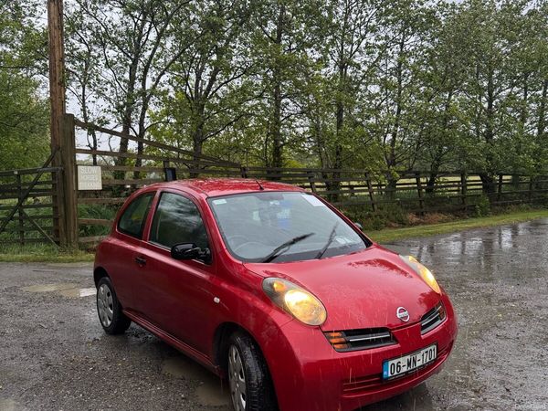 Nissan Micra Hatchback, Petrol, 2006, Red