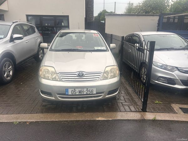 Toyota Corolla Saloon, Petrol, 2005, Silver