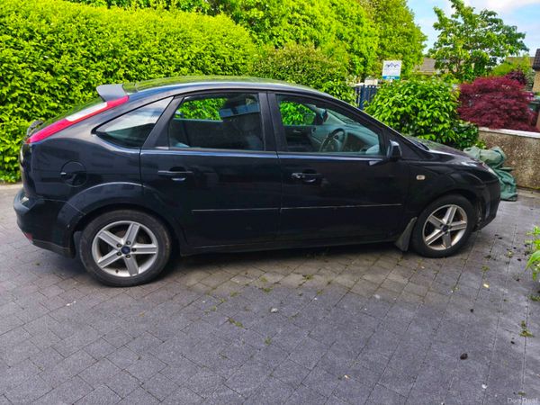 Ford Focus Hatchback, Petrol, 2007, Black