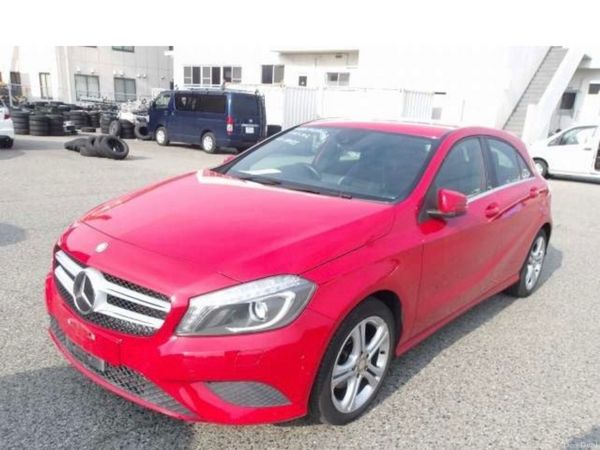 Mercedes-Benz A-Class Hatchback, Petrol, 2014, Red