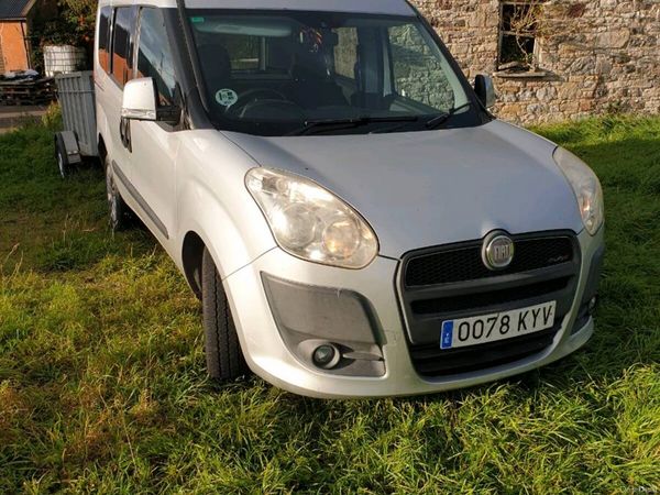 Fiat Doblo Estate, Diesel, 2011, Silver