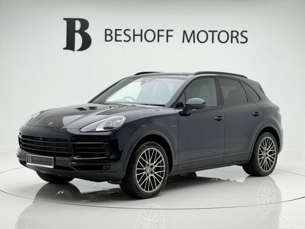 Porsche Cayenne Estate, Petrol Plug-in Hybrid, 2022, Blue