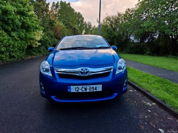 Toyota Auris Hatchback, Petrol Hybrid, 2012, Blue