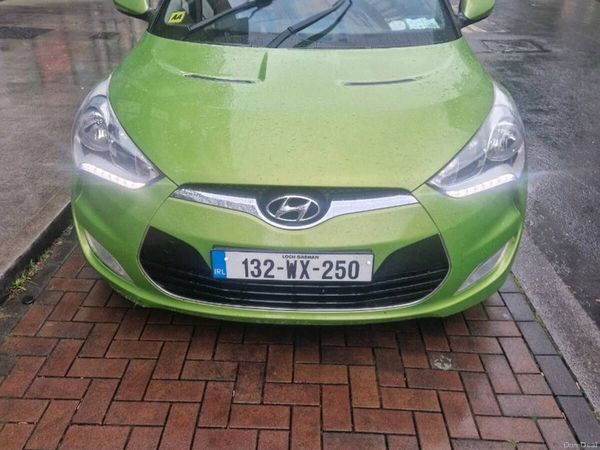 Hyundai Veloster Hatchback, Petrol, 2013, Green