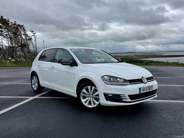 Volkswagen Golf Hatchback, Petrol, 2014, White