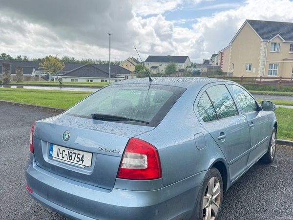 Skoda Octavia Hatchback, Diesel, 2011, Grey