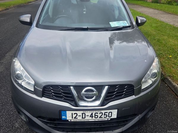 Nissan Qashqai Hatchback, Diesel, 2012, Grey