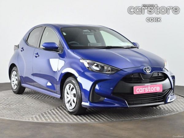 Toyota Yaris Hatchback, Petrol Hybrid, 2021, Blue