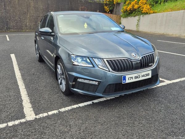 Skoda Octavia Hatchback, Diesel, 2017, Grey