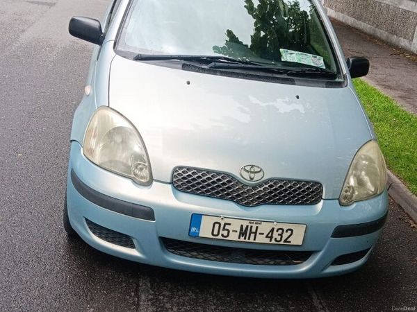 Toyota Yaris Hatchback, Petrol, 2005, Blue