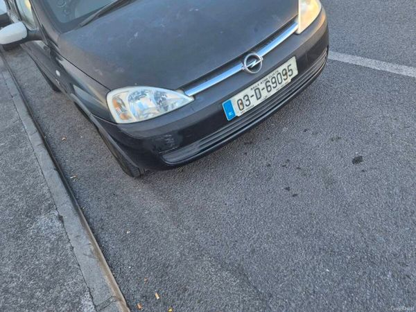 Opel Corsa Hatchback, Petrol, 2003, Black