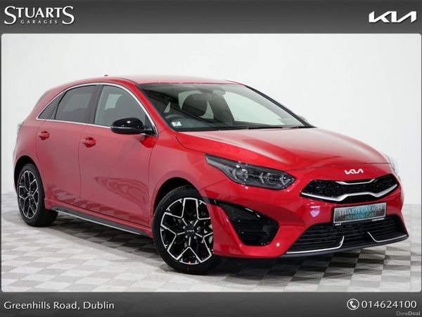 Kia Ceed Hatchback, Petrol, 2023, Red