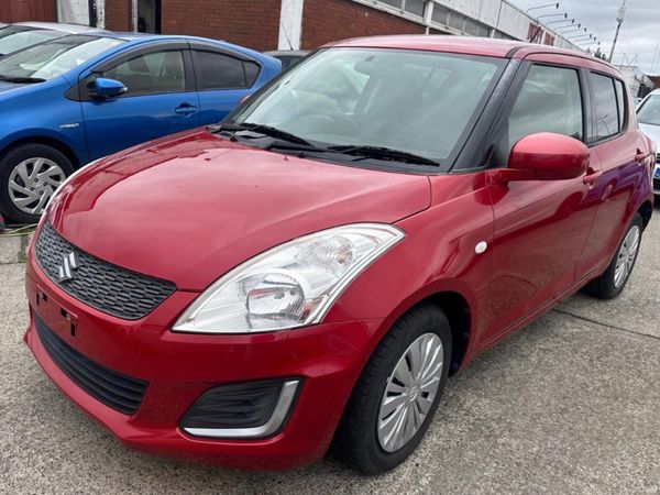 Suzuki Swift Hatchback, Petrol, 2015, Red