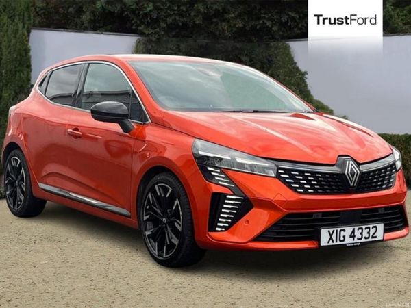 Renault Clio Hatchback, Petrol, 2024, Orange