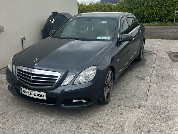 Mercedes-Benz E-Class Saloon, Diesel, 2010, Grey