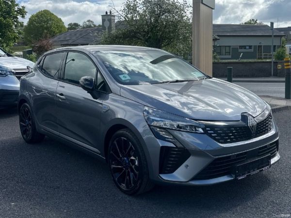 Renault Clio Hatchback, Petrol Hybrid, 2026, Grey