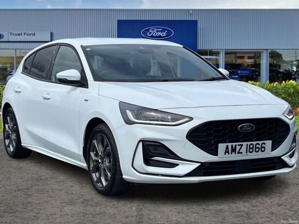 Ford Focus Hatchback, Petrol, 2023, White