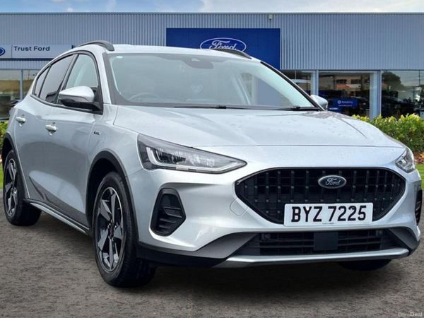 Ford Focus Hatchback, Petrol, 2022, Silver