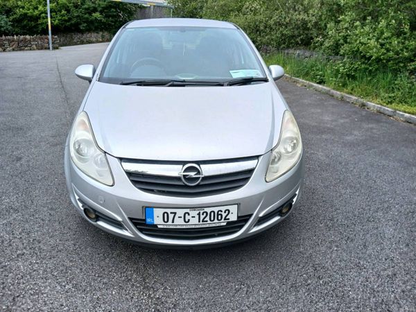 Opel Corsa Hatchback, Petrol, 2007, Silver
