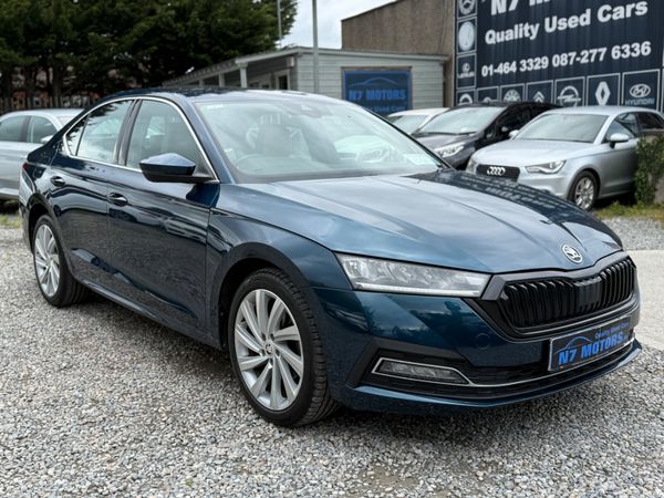 Skoda Octavia Saloon, Petrol, 2021, Blue