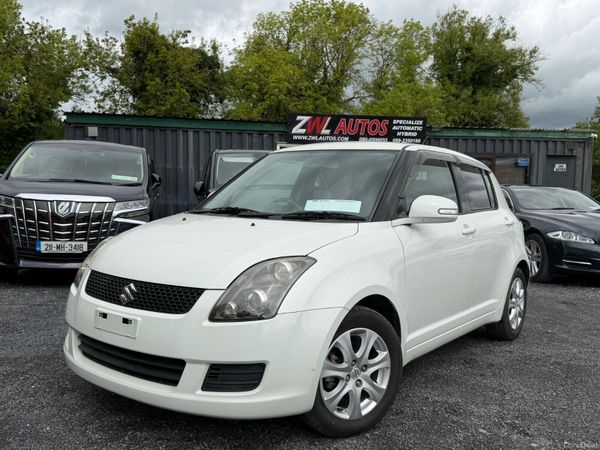 Suzuki Swift Hatchback, Petrol, 2010, White