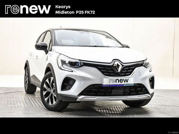 Renault Captur SUV, Petrol, 2022, White
