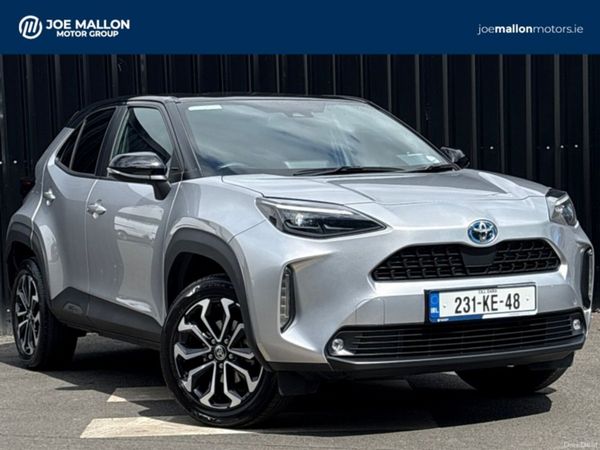 Toyota Yaris Cross Hatchback, Petrol Hybrid, 2023, Grey