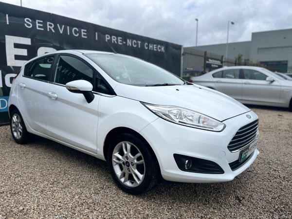 Ford Fiesta Hatchback, Diesel, 2016, White
