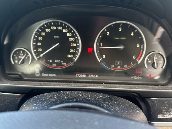 BMW 5-Series Saloon, Diesel, 2014, Grey