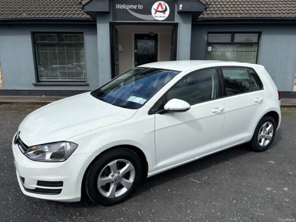 Volkswagen Golf Estate, Petrol, 2016, White