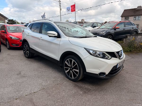 Nissan Qashqai SUV, Petrol, 2017, White