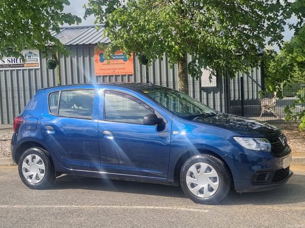 Dacia Sandero Hatchback, Petrol, 2019, Blue