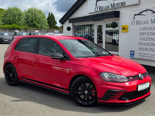 Volkswagen Golf Hatchback, Petrol, 2017, Red