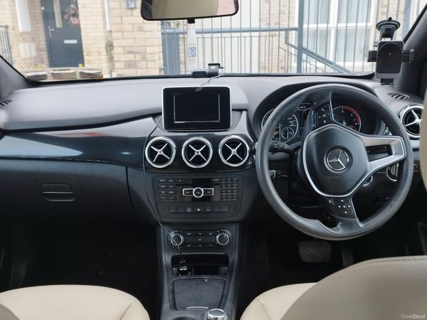 Mercedes-Benz B-Class MPV, Diesel, 2012, Black