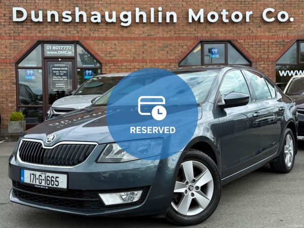 Skoda Octavia Saloon, Diesel, 2017, Grey