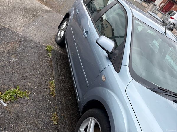 Ford Focus Hatchback, Petrol, 2007, Blue
