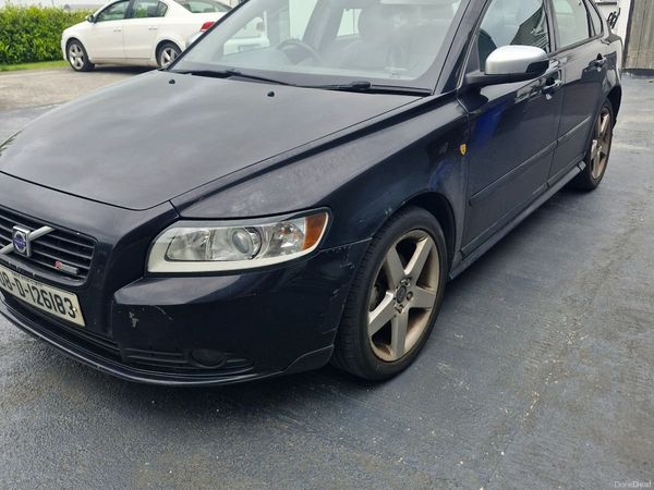 Volvo S40 Saloon, Diesel, 2008, Black