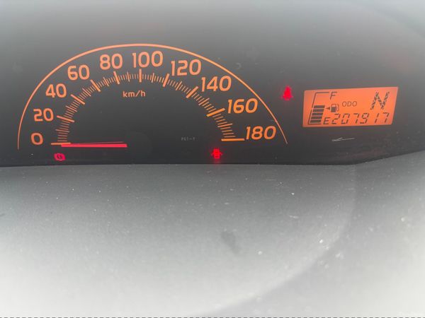 Toyota Vitz Hatchback, Petrol, 2007, White