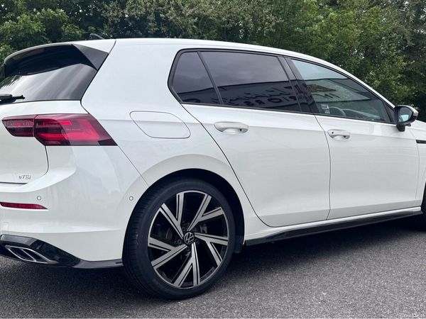 Volkswagen Golf Hatchback, Petrol, 2022, White