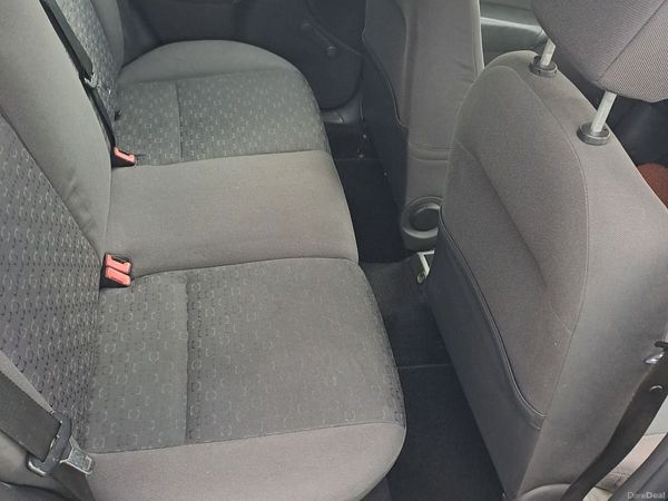 Ford Focus Estate, Petrol, 2002, Blue