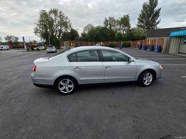 Volkswagen Passat Saloon, Diesel, 2008, Silver