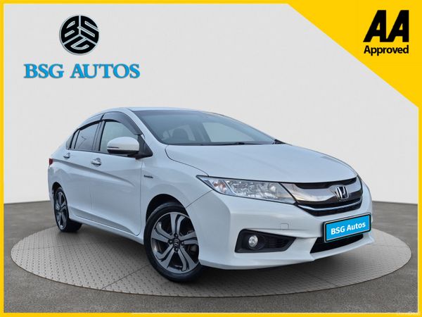 Honda Grace Saloon, Petrol Hybrid, 2017, White