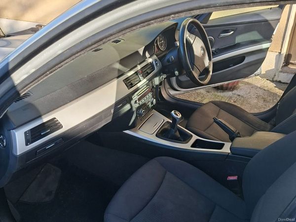 BMW 3-Series Saloon, Diesel, 2009, Silver