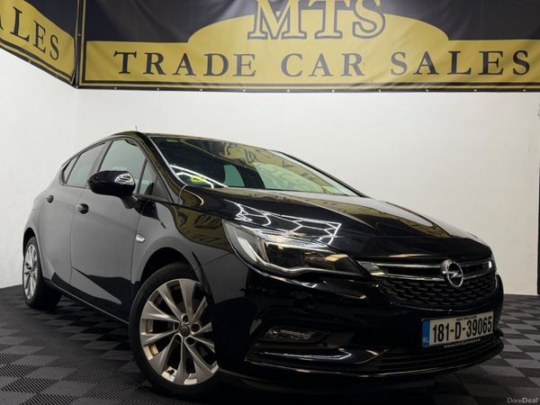 Opel Astra Hatchback, Petrol, 2018, Black